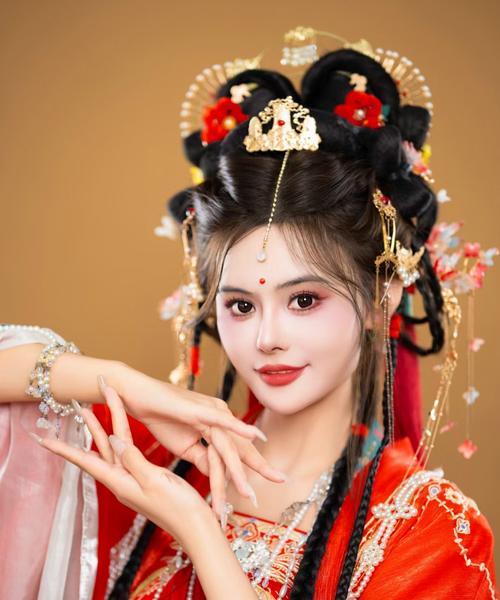 大话西游中如何装扮赠送的头饰？头饰的搭配技巧有哪些？