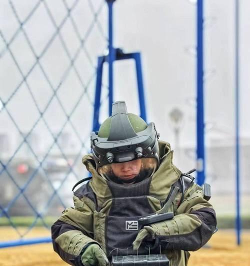职业特警在绝地求生中的表现如何？有哪些优势？